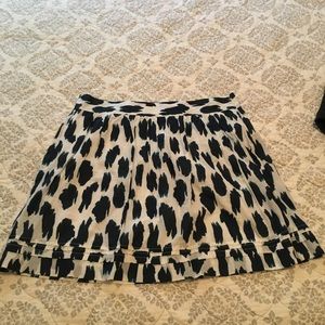 ⚡️SALE⚡️LOFT Skirt